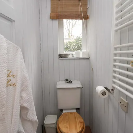 Dom wakacyjny Lake Lodge Studio Bowness-on-Windermere