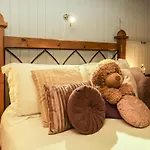 Lake Lodge Studio